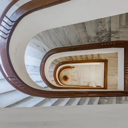 Penzion Opera Et Love - 200M Dall'Arena Con Convenzione Per Parcheggio E Colazione In Pasticceria Adiacente Verona