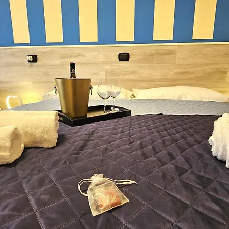 Opera Et Love - 200M Dall'Arena E Parcheggio Convenzionato 3*