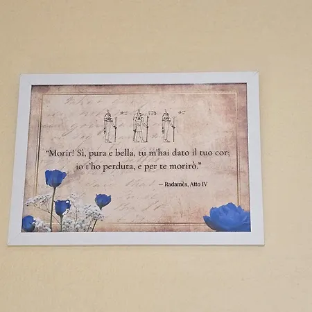 Opera Et Love - 200M Dall'Arena E Parcheggio Convenzionato Vendégház 3*