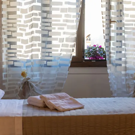 Opera Et Love - 200M Dall'Arena E Parcheggio Convenzionato 3*