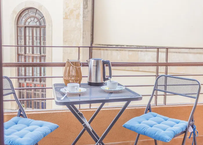 게스트하우스 Opera Et - 200m Dall'arena Con Convenzione Per Parcheggio E Colazione In Pasticceria Adiacente 베로나