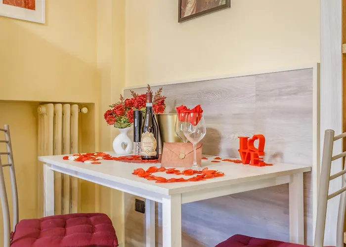 Opera Et - 200m Dall'arena Con Convenzione Per Parcheggio E Colazione In Pasticceria Adiacente 게스트하우스 3*