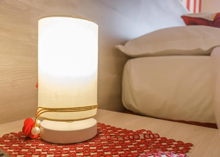 Opera Et - 200m Dall'arena Con Convenzione Per Parcheggio E Colazione In Pasticceria Adiacente 게스트하우스 베로나