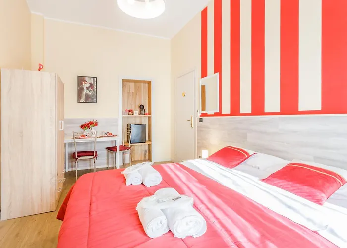 게스트하우스 Opera Et - 200m Dall'arena Con Convenzione Per Parcheggio E Colazione In Pasticceria Adiacente 베로나