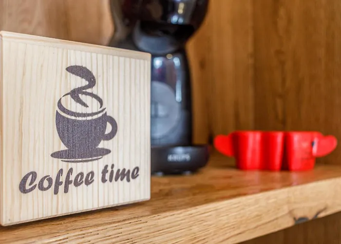 Opera Et - 200m Dall'arena Con Convenzione Per Parcheggio E Colazione In Pasticceria Adiacente 3* 베로나