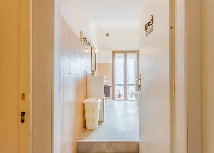 게스트하우스 Opera Et - 200m Dall'arena Con Convenzione Per Parcheggio E Colazione In Pasticceria Adiacente 베로나