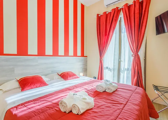 Opera Et - 200m Dall'arena Con Convenzione Per Parcheggio E Colazione In Pasticceria Adiacente 게스트하우스 3*