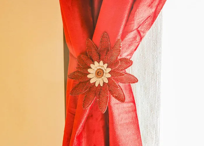 Opera Et - 200m Dall'arena Con Convenzione Per Parcheggio E Colazione In Pasticceria Adiacente 3*