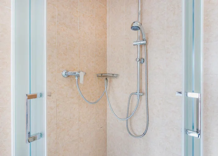 Opera Et - 200m Dall'arena Con Convenzione Per Parcheggio E Colazione In Pasticceria Adiacente 게스트하우스 3*